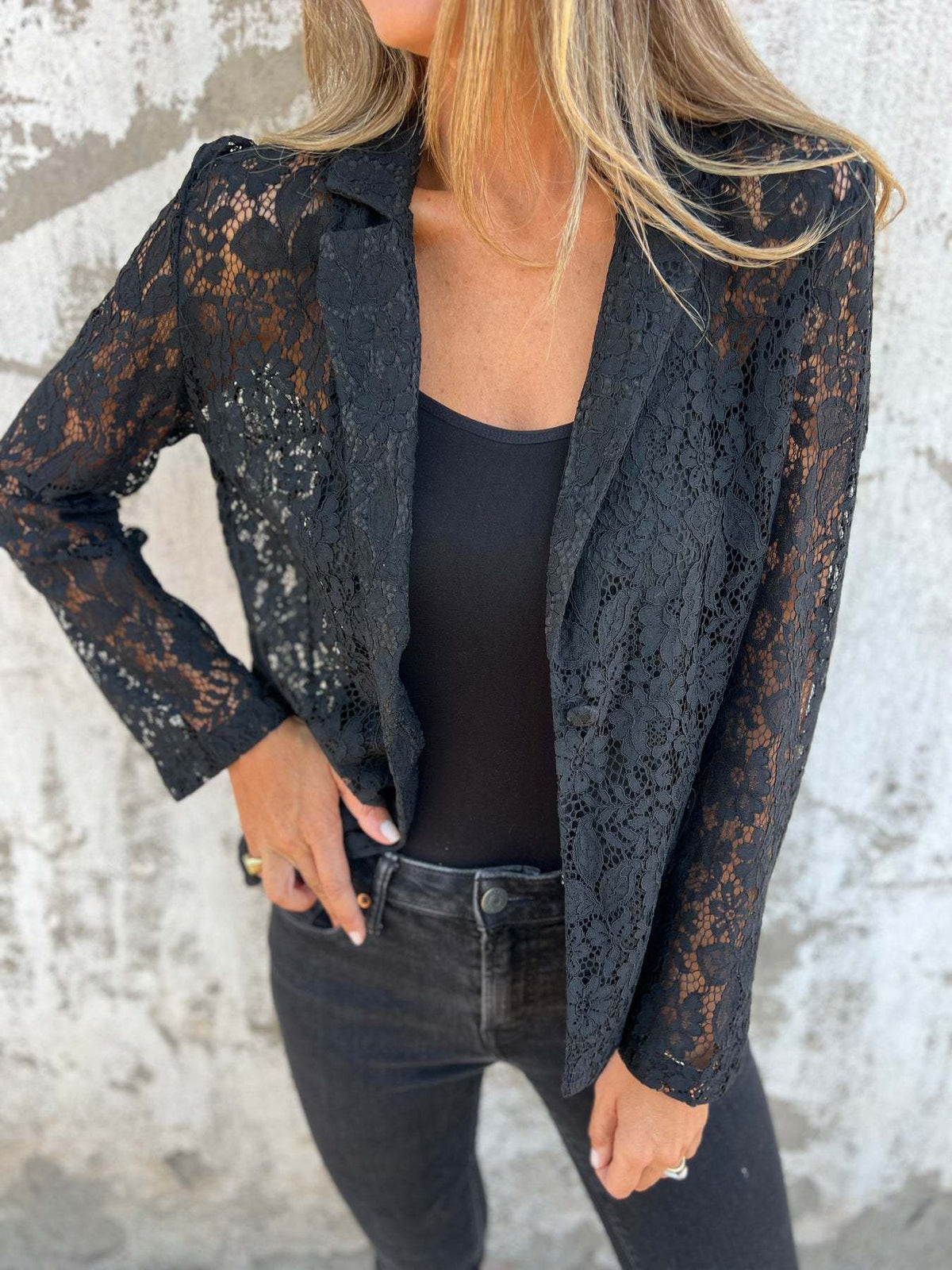 GAËLLE | BLAZER EN DENTELLE TRANSPARENTE